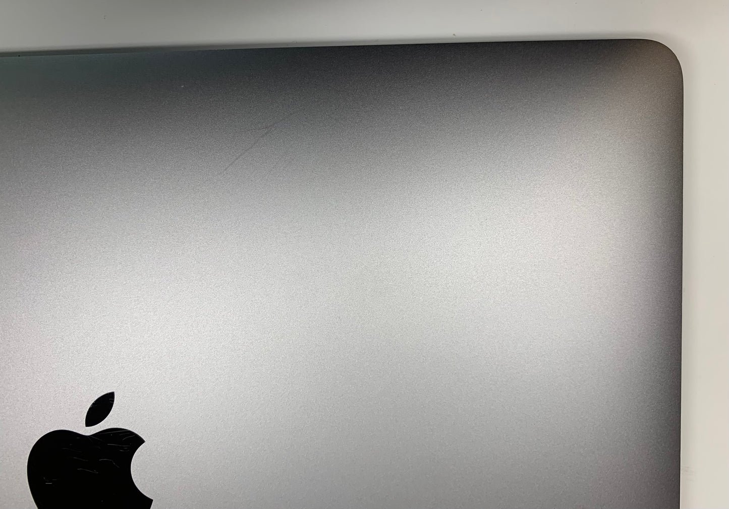 2020 MacBook Pro 13" i5-1.40GHz- 8GB RAM - 256GB SSD